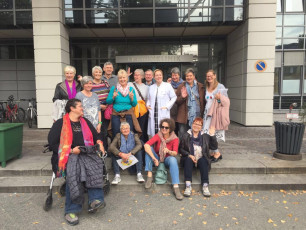 Images tagged "3. Bundestreffen für Frauen mit Eierstockkrebs" 6 Foto: Dr. Massinger-Biebl