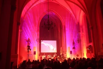 Images tagged "veranstaltungen" 18 Fotograf: Ludwig Brunner